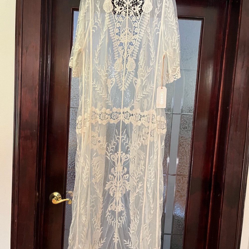 Shyanne Cream Lace Duster - OS NWT - Picture 3 of 4